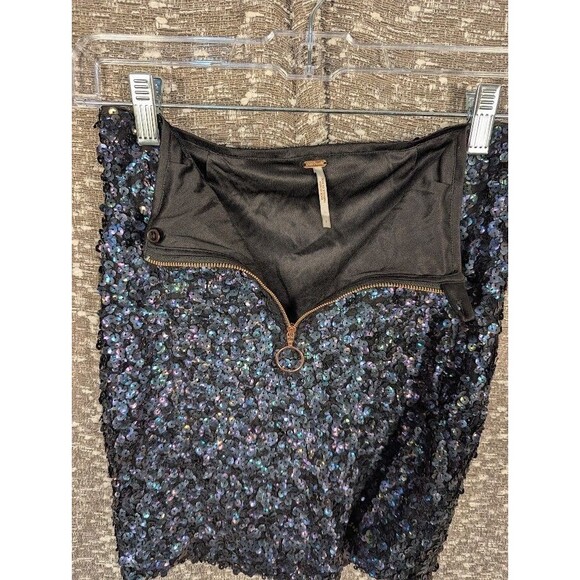 Free People Sequin Black/Navy Mini Skirt Women's Size 2 - Picture 5 of 10